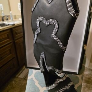 Cape Robbin Black Designer Box